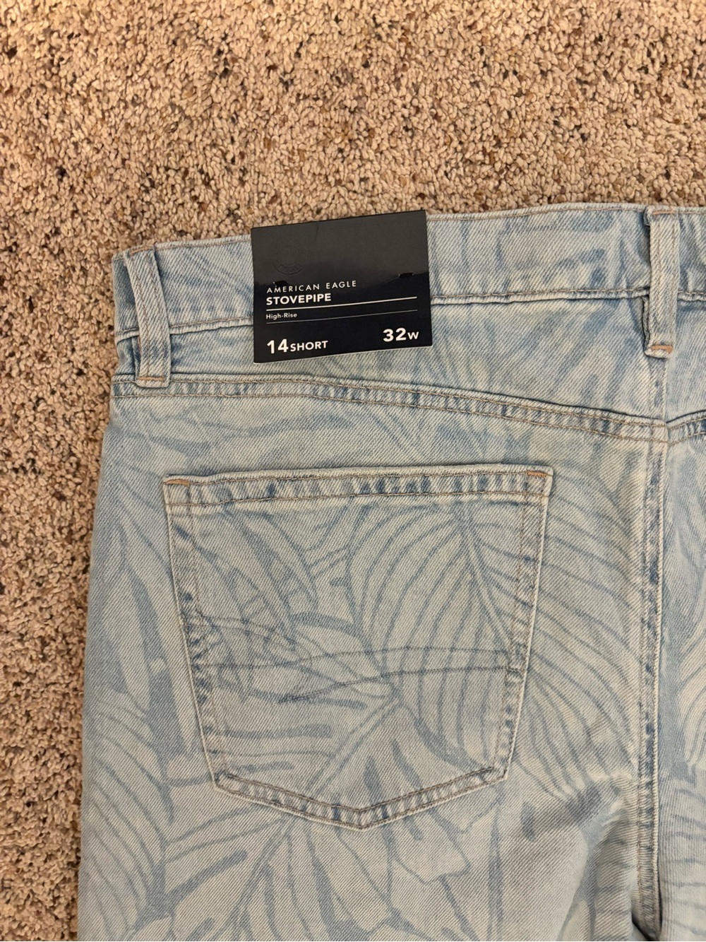 American Eagle Outfitters High-Rise Stovepipe Jeans - Light Blue Leaf Print